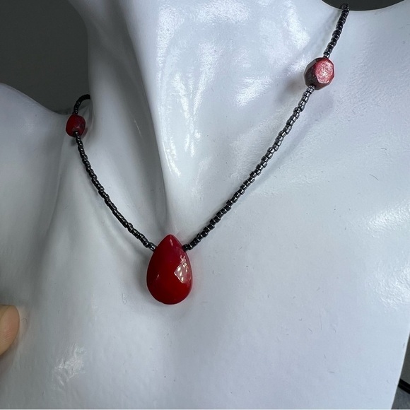 Ruby red delicate handmade necklace - Picture 11 of 11